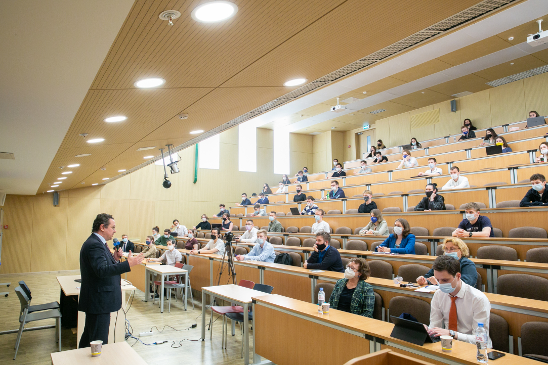 «Учите матчасть»: директор департамента ЦБ раскрыл «рецепт хорошего кандидата» Иллюстрация к новости: «Учите матчасть»: директор департамента ЦБ раскрыл «рецепт хорошего кандидата»