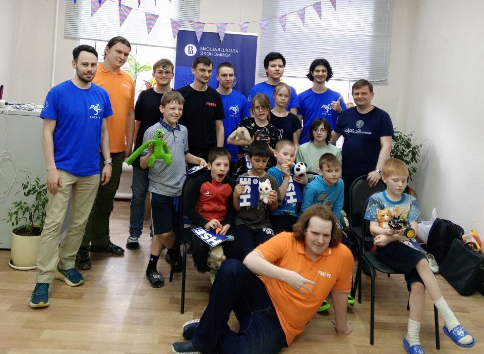 Иллюстрация к новости: «Никто из детей не остался равнодушен, а студенты получили урок доброты»